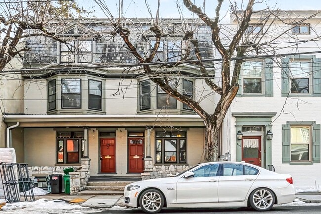 property at 110 W Pomfret St