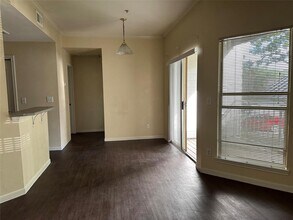 6000-10 Shepherd Mountain Cove in Austin, TX - Building Photo - Building Photo