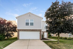 1766 Blue Grass Pkwy in Greenwood, IN - Building Photo