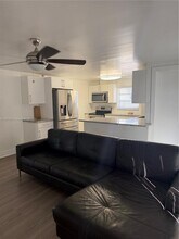 9970 SW 40th Terrace in Miami, FL - Building Photo - Building Photo