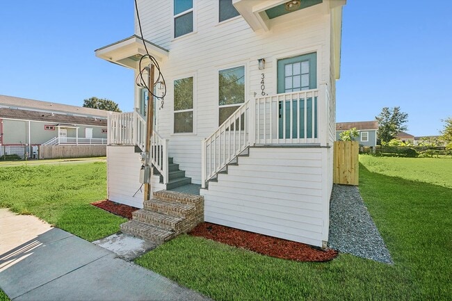 3406 Jackson Ave