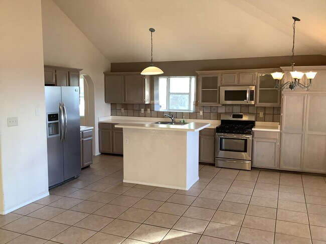 6769 Isla Del Rey Dr in El Paso, TX - Building Photo - Building Photo