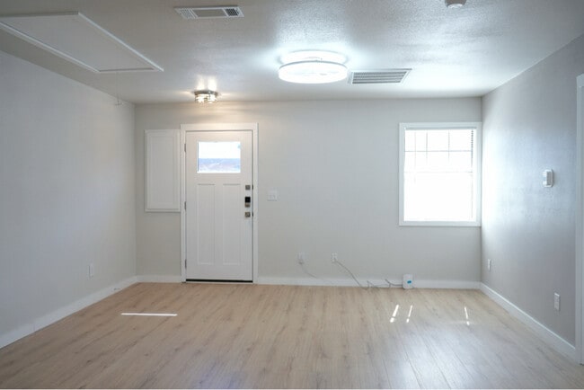 314 Jagoe St, Unit 102 in Denton, TX - Foto de edificio - Building Photo