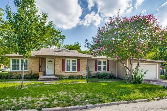 property at 3945 Hawick Ln