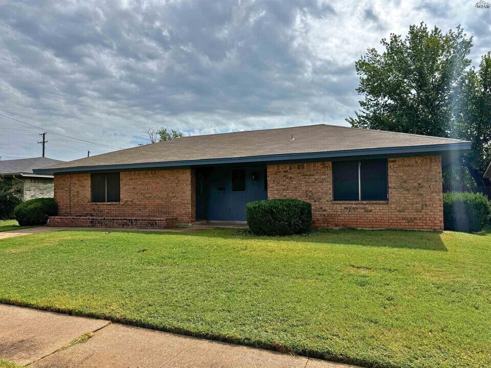 4705 Trinidad Dr in Wichita Falls, TX - Foto de edificio