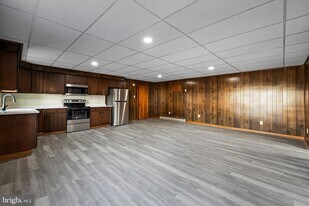 1480 Seven Valleys Rd, Unit 1 in York, PA - Building Photo