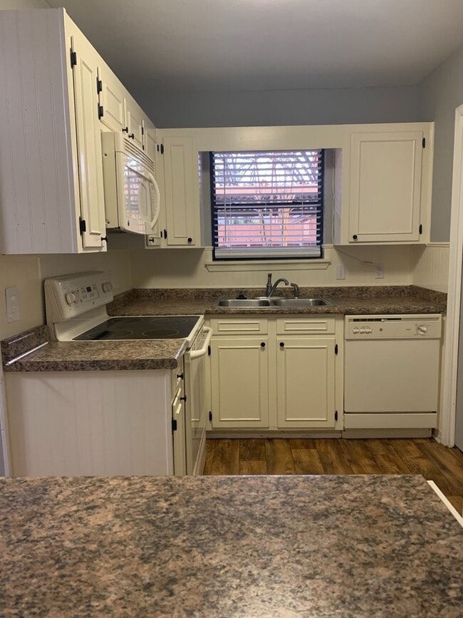 3206 Eastwood Dr in Shreveport, LA - Building Photo - Building Photo