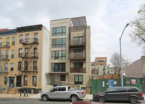 323 20th St Apartments