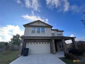 310 Creekview Way in New Braunfels, TX - Building Photo