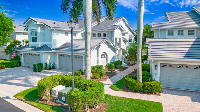 6040 Pinnacle Ln in Naples, FL - Foto de edificio - Building Photo