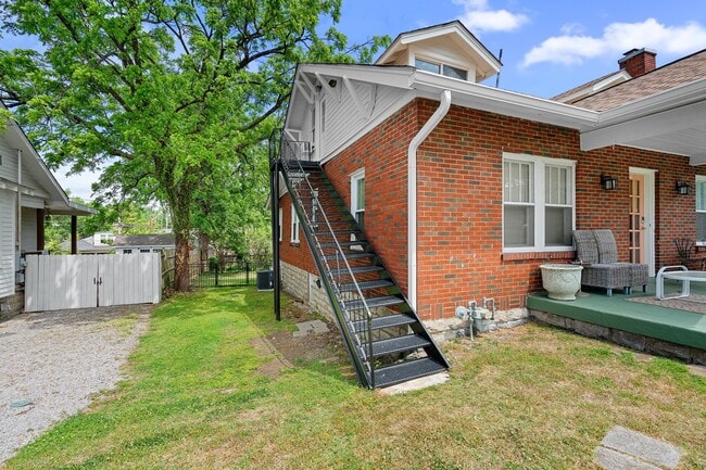 property at 2300 Ashwood Ave