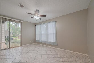 3315 Golden Trails Dr in Houston, TX - Building Photo - Building Photo