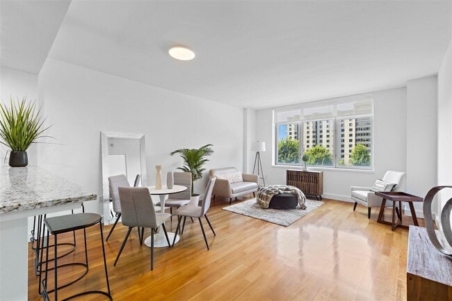 8100 River Rd in North Bergen, NJ - Building Photo - Building Photo