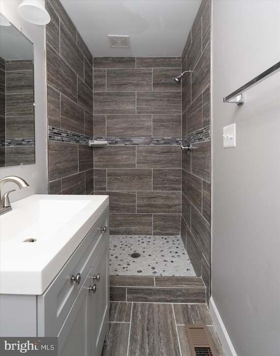 1230 W Lombard St in Baltimore, MD - Building Photo - Building Photo