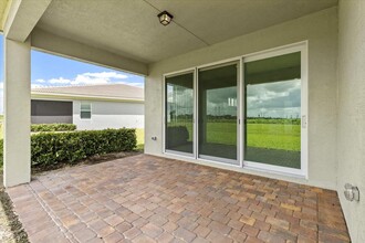 26017 SW Viterbo Wy in Port St. Lucie, FL - Building Photo - Building Photo