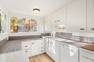 212 N Monarch St in Aspen, CO - Building Photo - Building Photo