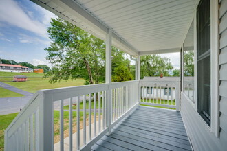 209 Old Union Rd in Church Hill, TN - Building Photo - Building Photo
