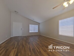 6428 W Cordes Rd in Phoenix, AZ - Building Photo - Building Photo