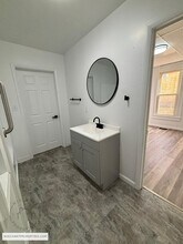 933 1/2-933 1/2 W Wayne St in Lima, OH - Foto de edificio - Building Photo