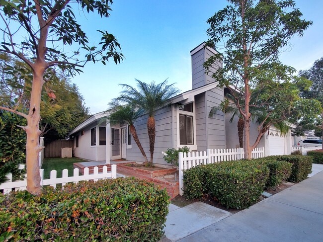 property at 5 Amberleaf