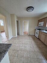 141 Jackson Ave in Woodland Park, NJ - Building Photo