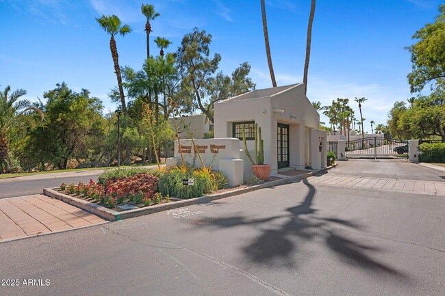 6138 N 28th St in Phoenix, AZ - Building Photo - Building Photo