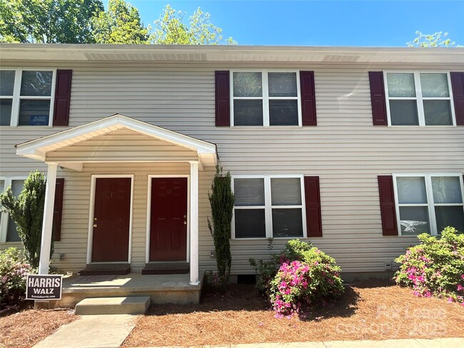 property at 1520 N Main Ave