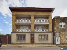 415 Dodd St, Unit 9 in East Orange, NJ - Building Photo