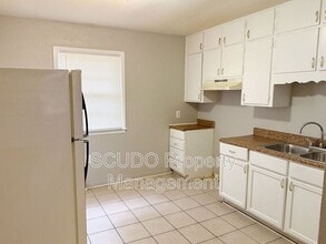 1021 S Appleton Ave in Independence, MO - Building Photo - Building Photo