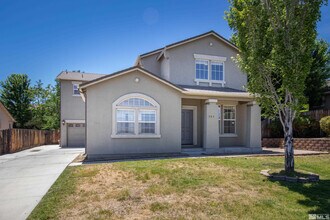589 Panama Dr in Sparks, NV - Building Photo - Building Photo