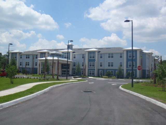 Madison Vines in Fort Pierce, FL - Foto de edificio