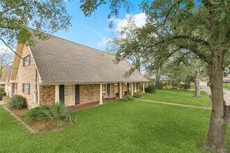 1000 Rural St in River Ridge, LA - Building Photo - Building Photo