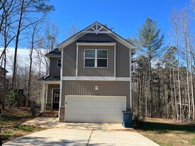 104 Deer Creek Dr in Hudson, NC - Building Photo