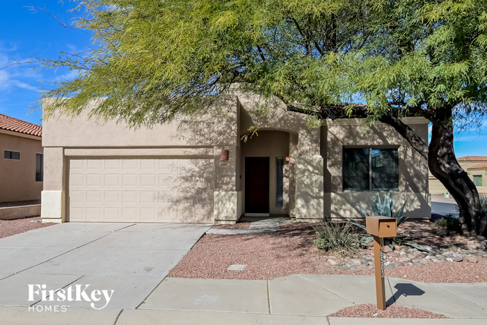 8503 N Sunny Rock Ridge Dr in Tucson, AZ - Building Photo