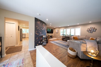 5630 Luther Rd SE in Prior Lake, MN - Building Photo - Building Photo