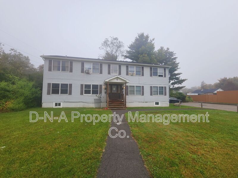 106 Madison St in East Stroudsburg, PA - Foto de edificio