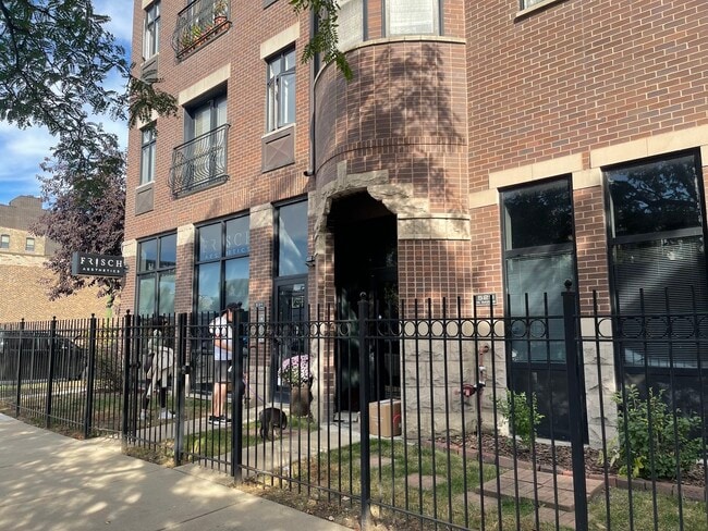 529 N Racine Ave in Chicago, IL - Building Photo - Building Photo