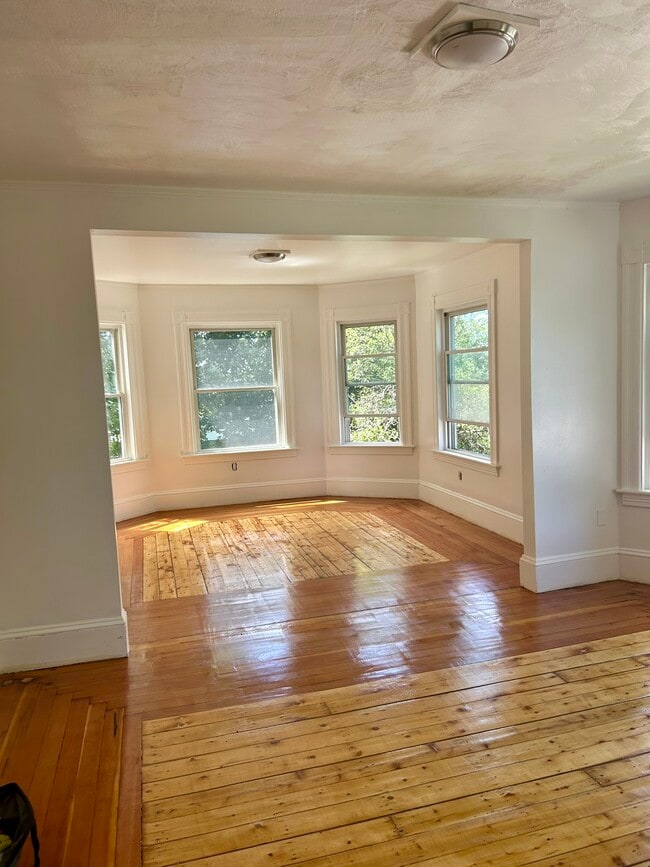 property at 59 Cotter Ct