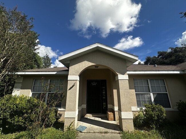 property at 3865 SW 138th Pl