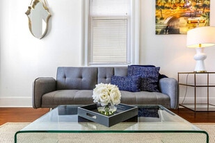 2434 Valence St in New Orleans, LA - Building Photo