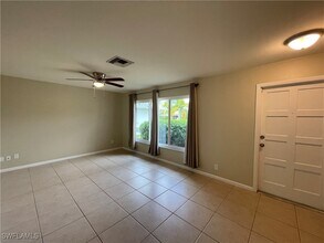 556 99th Ave N in Naples, FL - Building Photo - Building Photo
