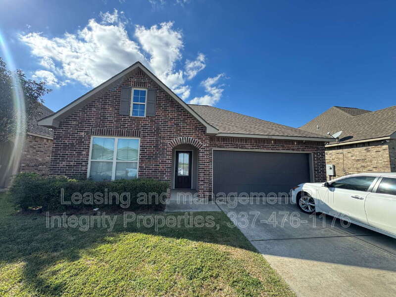 406 Gray Birch Lp in Youngsville, LA - Building Photo