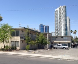 Lynnwood Apartments in Las Vegas, NV - Building Photo - Building Photo