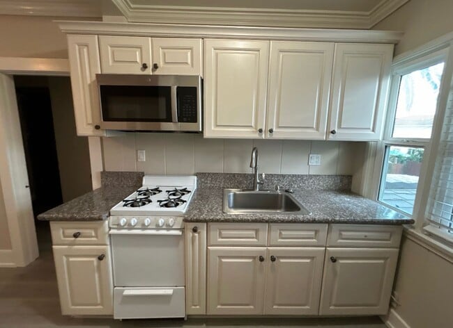 property at 439 N Coast Hwy