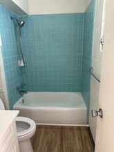 745 Makaleka Ave in Honolulu, HI - Building Photo - Building Photo