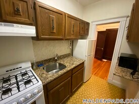 17-19 Washington St., Unit 306 in Malden, MA - Building Photo