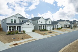 326 Pewter cir in Simpsonville, SC - Building Photo