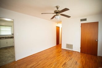 5805 Hopson Dr in Little Rock, AR - Building Photo - Building Photo