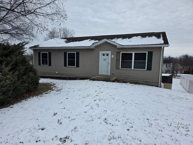 property at 10 Susquehanna Dr