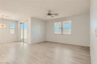 8076 Eve Rock St in Las Vegas, NV - Building Photo - Building Photo